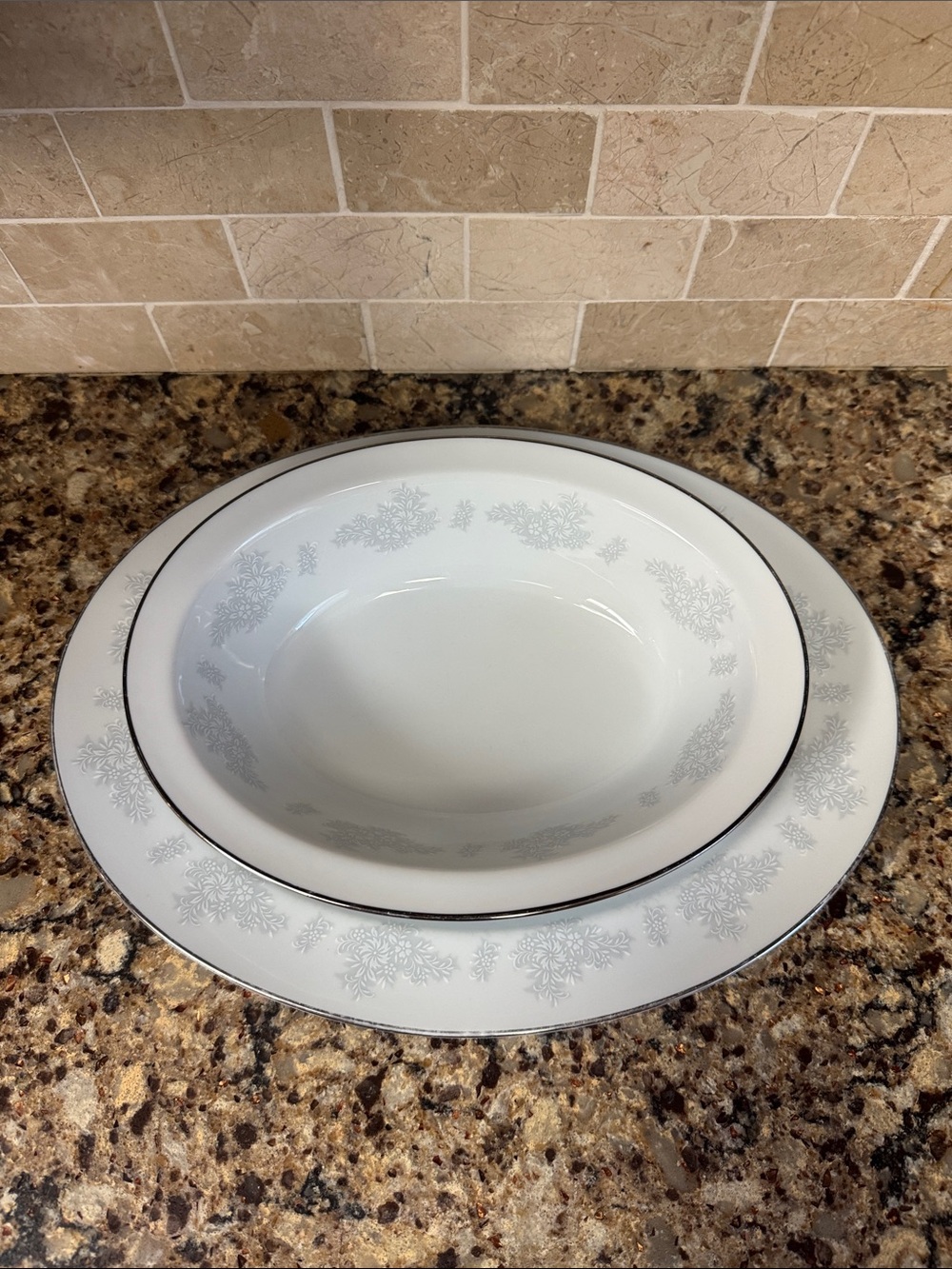 Noritake Casablanca Elegant White Floral Fine China Serving Plate & Bowl Set